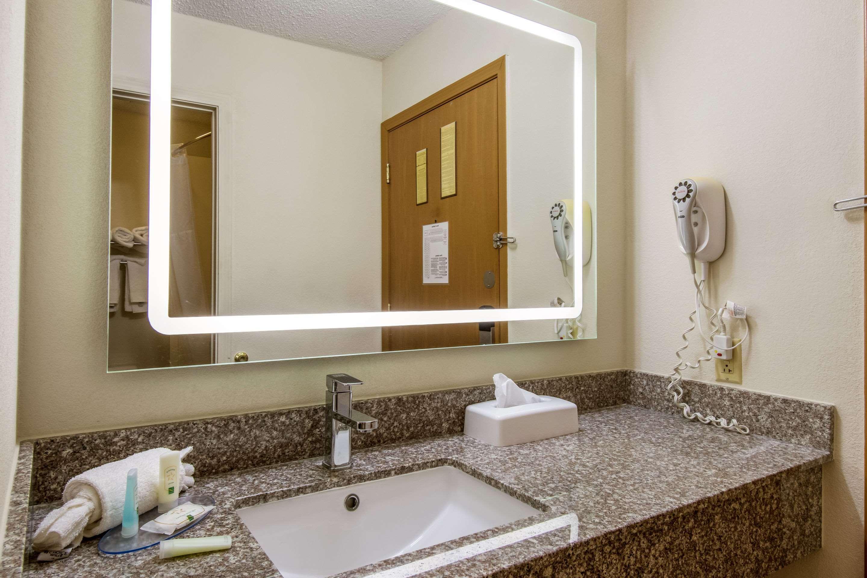 Quality Inn Bloomsburg Eksteriør billede