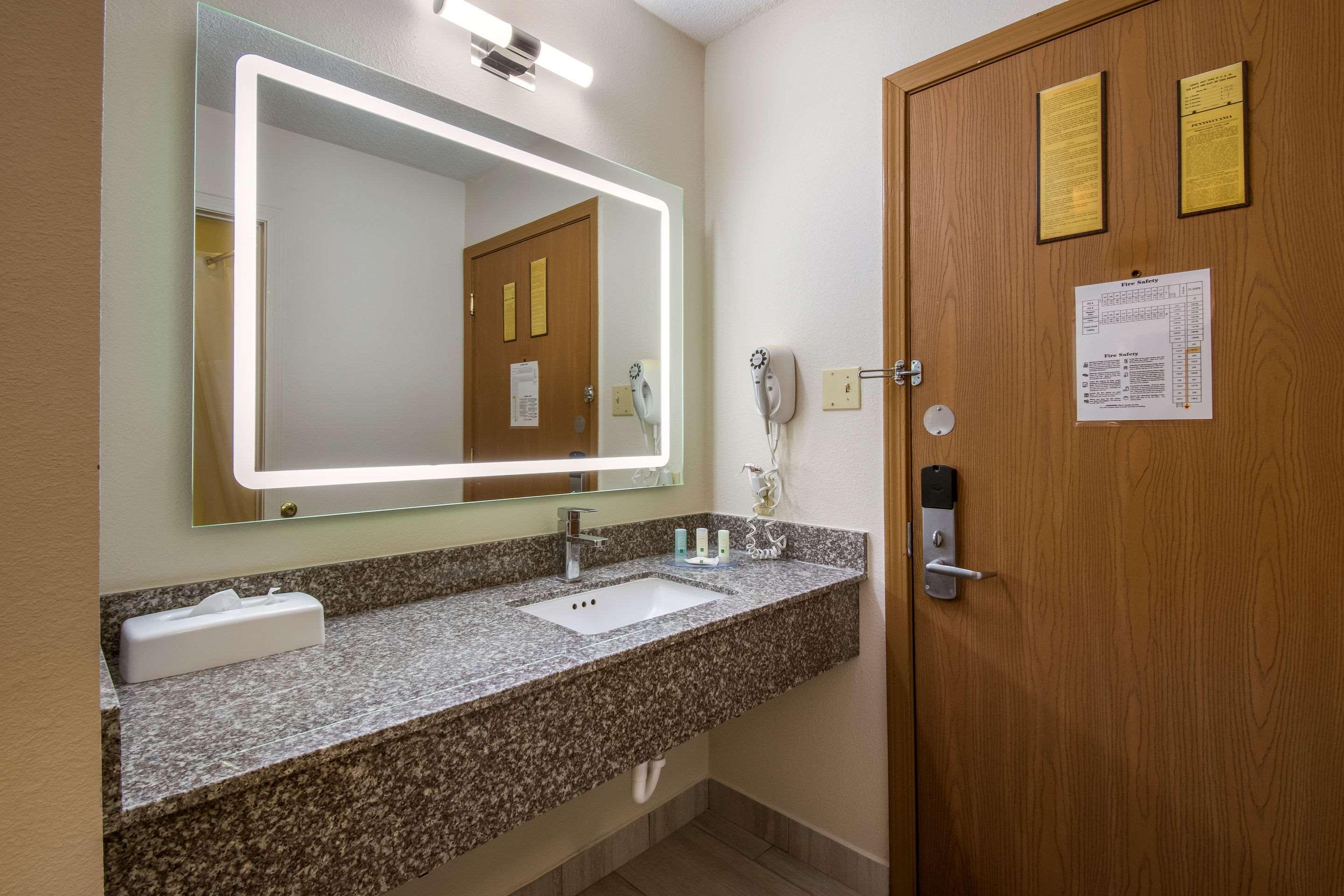 Quality Inn Bloomsburg Eksteriør billede